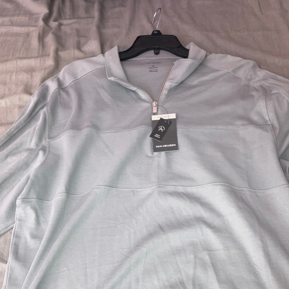 NWT Van Heusen lightweight quarter zip
